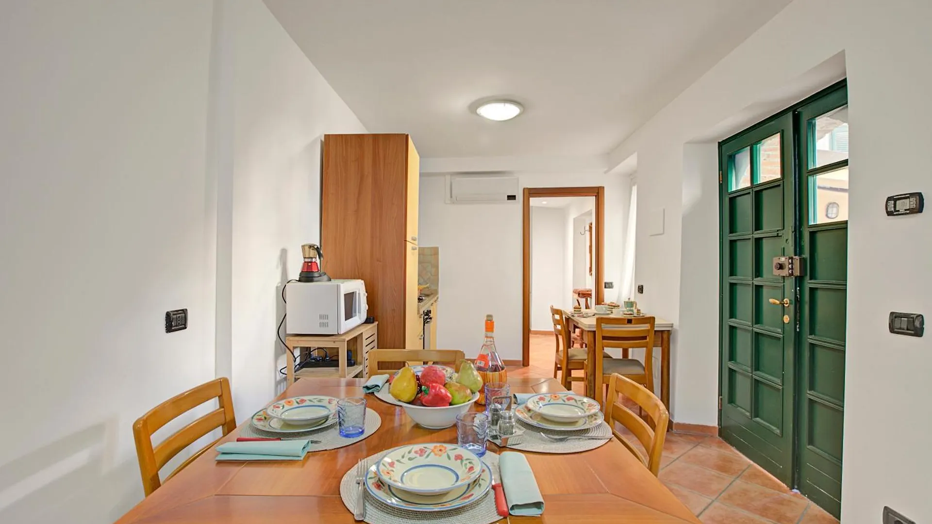 Queen Elena Home Centro Sanremo - Happy Rentals 0*,