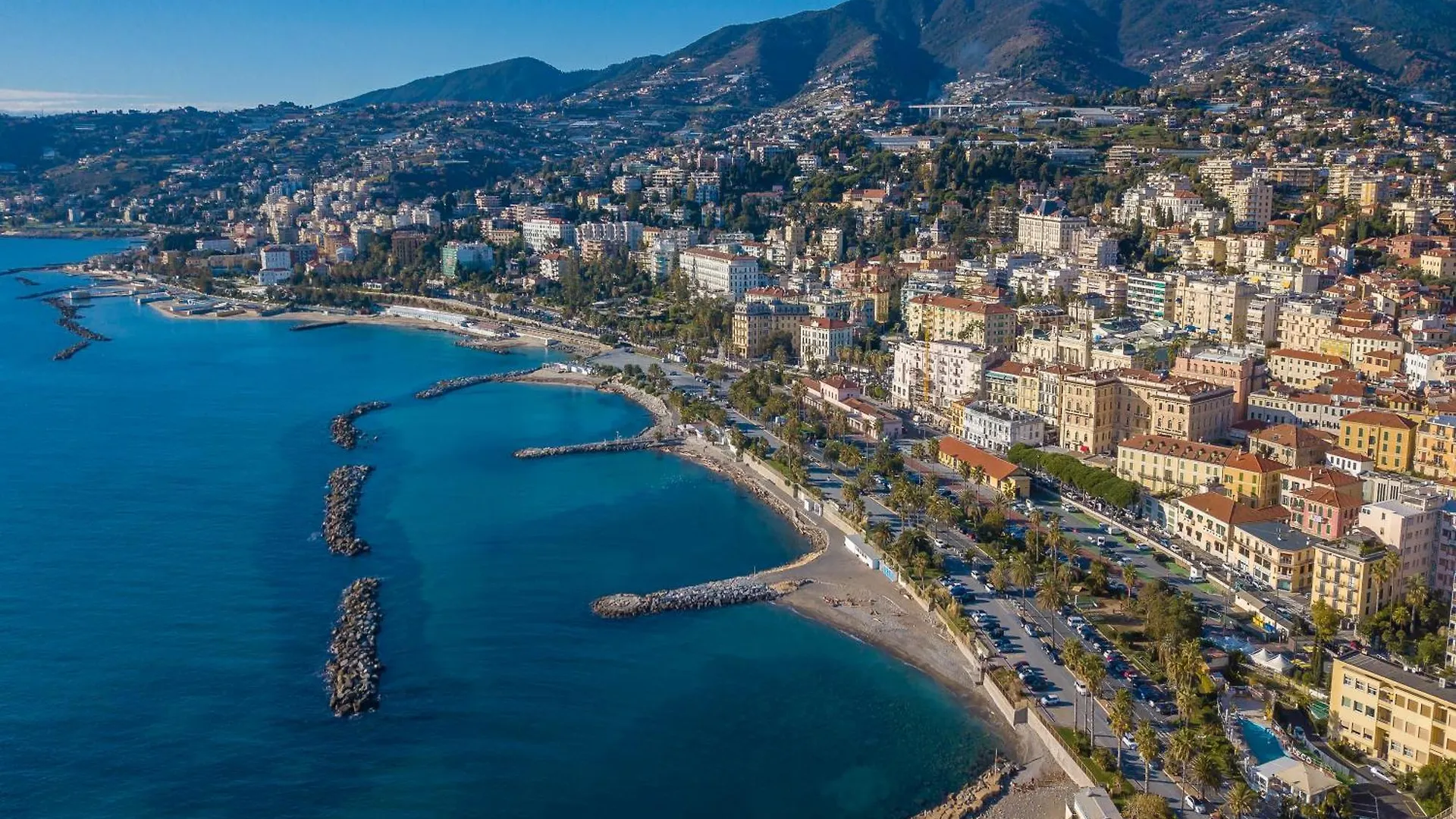 Apartment Queen Elena Home Centro Sanremo - Happy Rentals