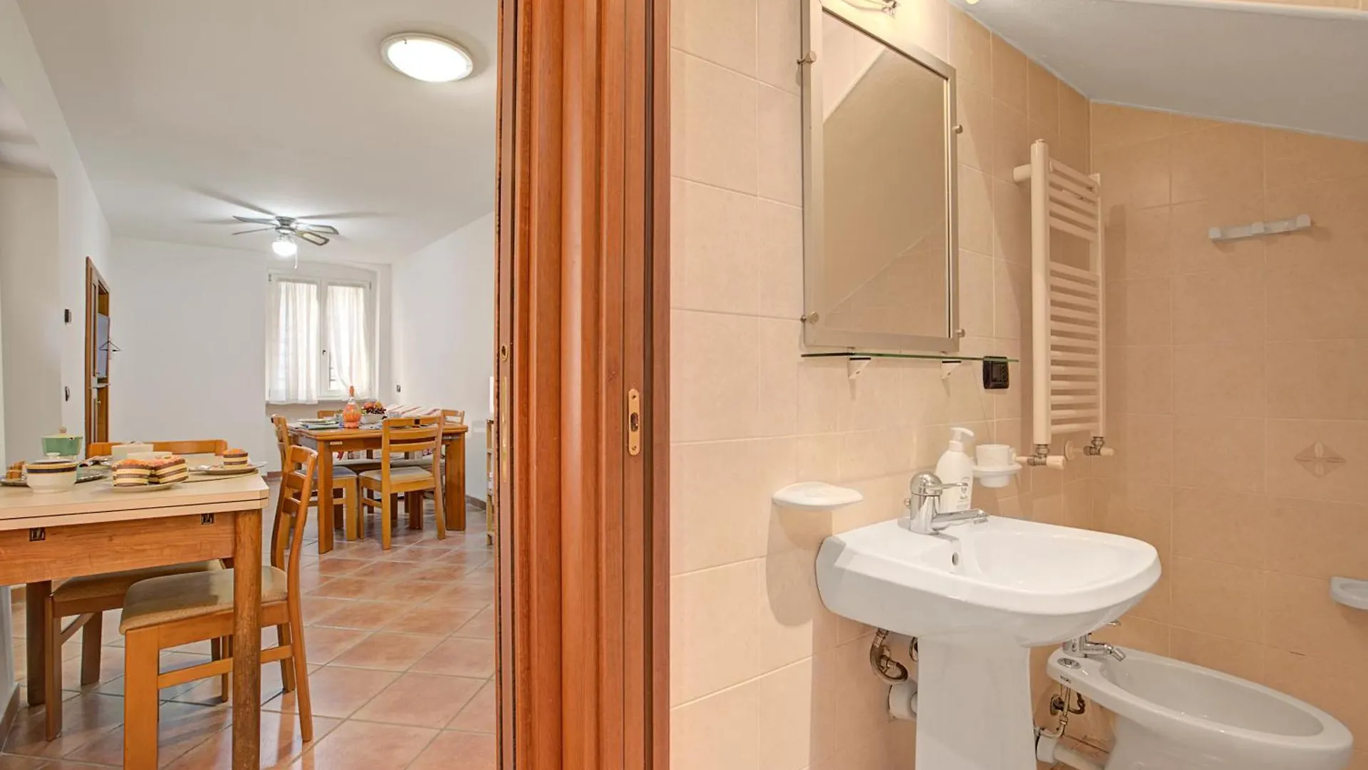 Queen Elena Home Centro Sanremo - Happy Rentals Apartment