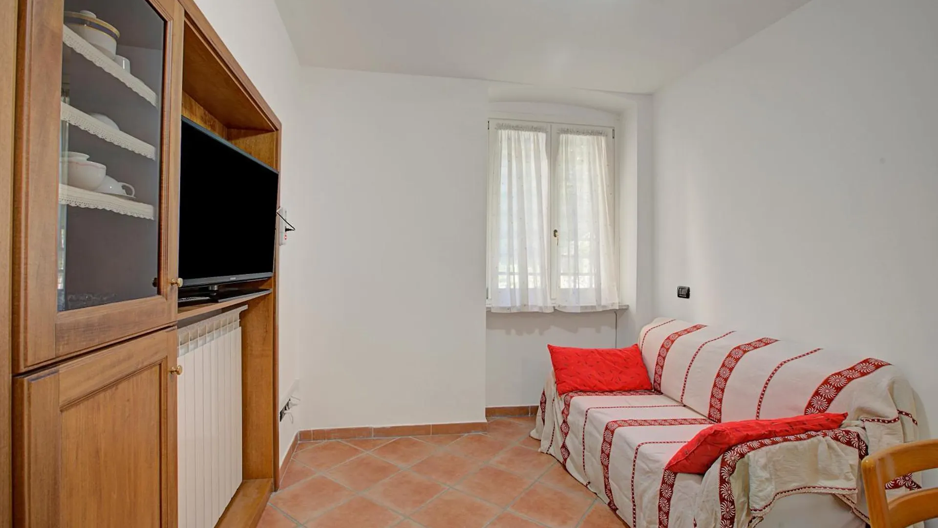 Queen Elena Home Centro Sanremo - Happy Rentals Apartment