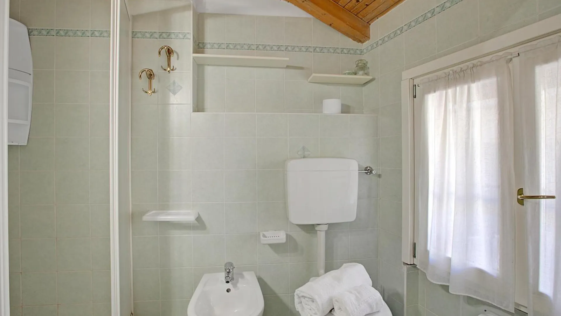 Queen Elena Home Centro Sanremo - Happy Rentals