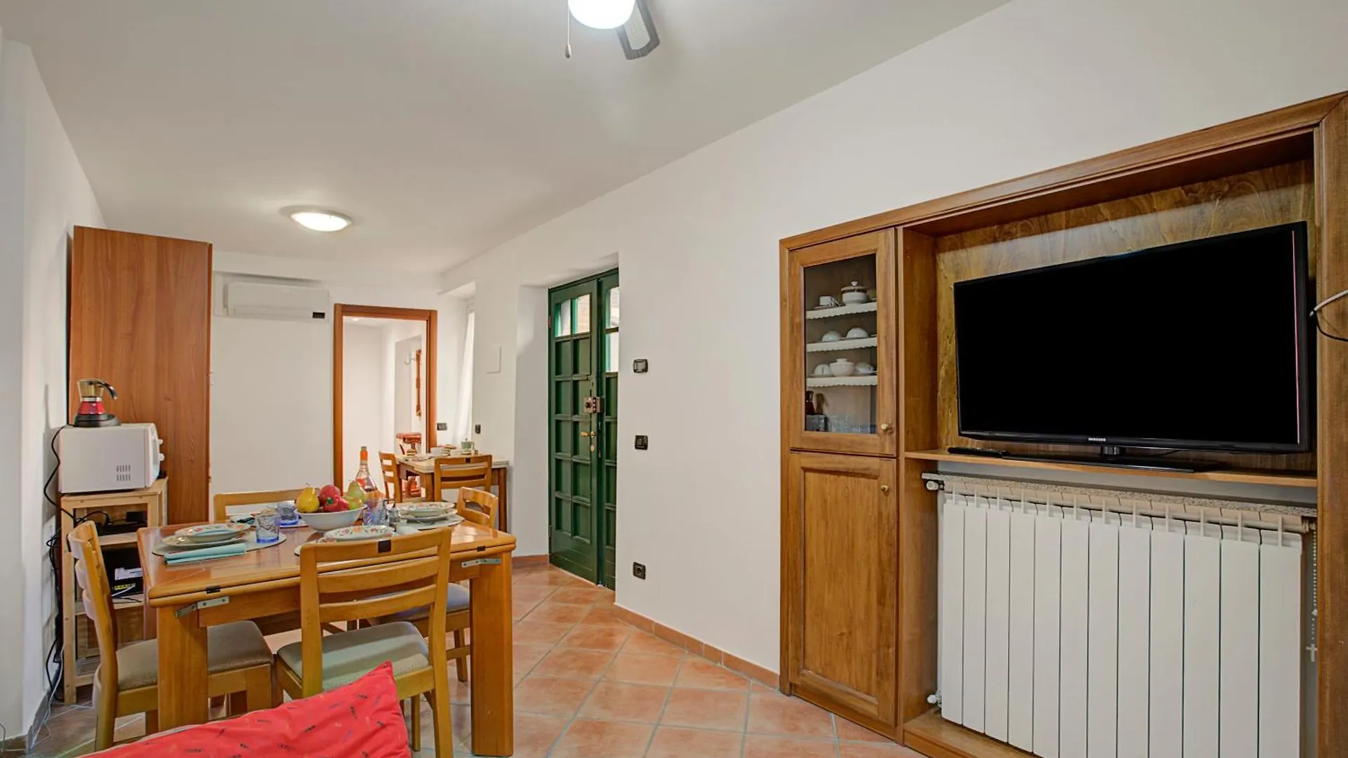 Queen Elena Home Centro Sanremo - Happy Rentals Apartment