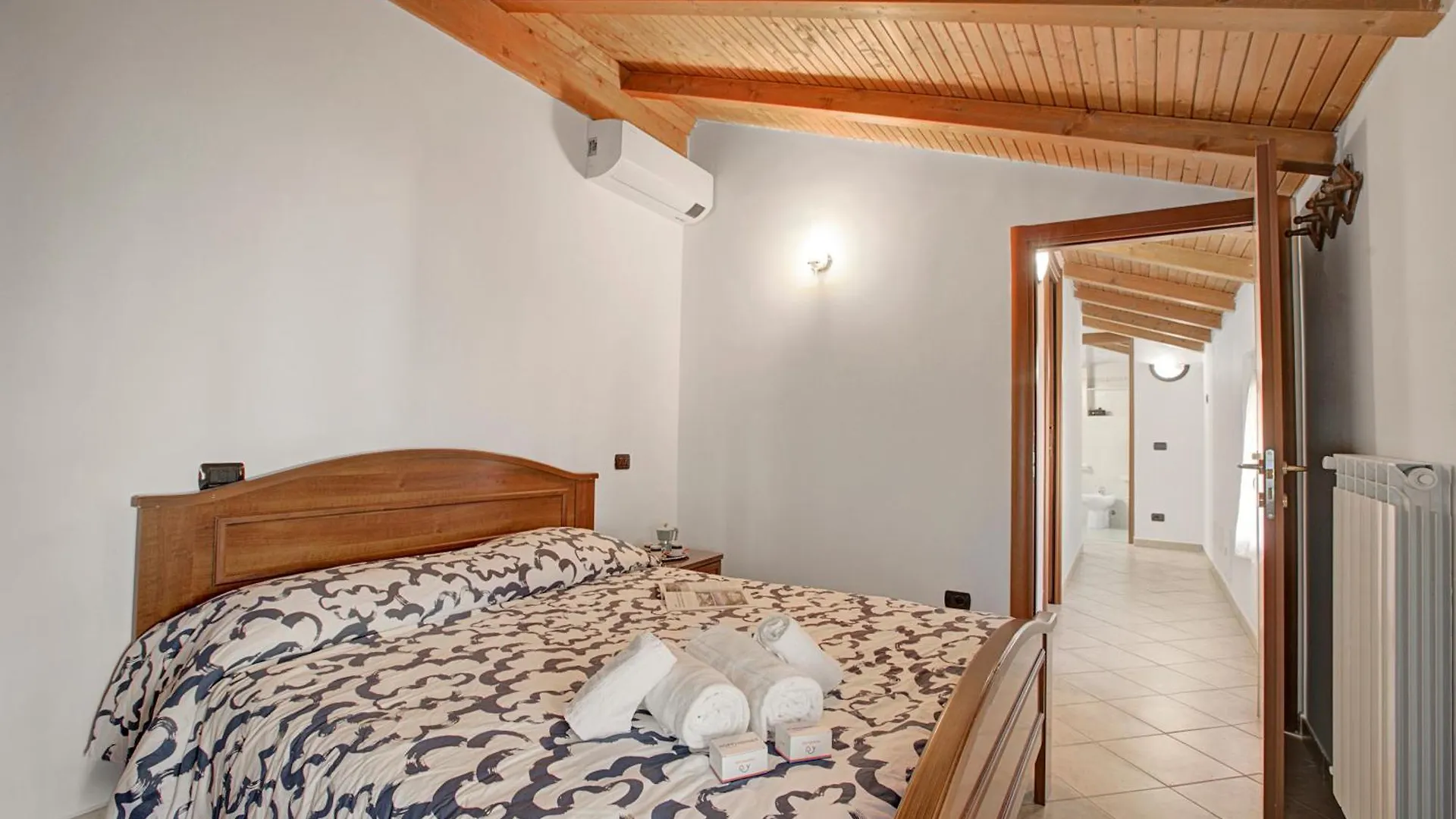Apartment Queen Elena Home Centro Sanremo - Happy Rentals